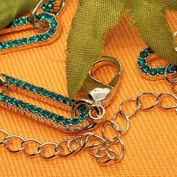 New, Round Green Austrian Crystal. 18 inches - Picture 2 of 8